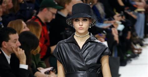 Dior’s Fall/Winter 2019 Makeup Was Equal Parts Grunge And 